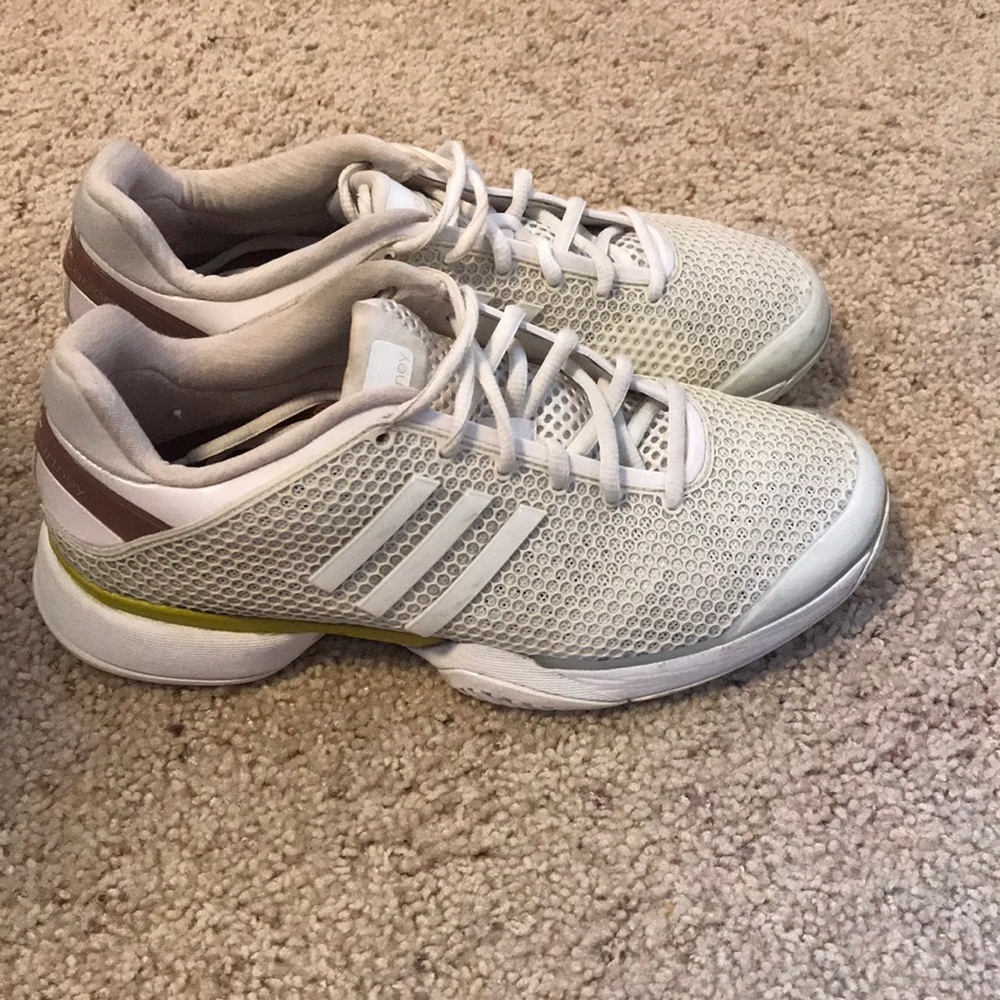 Women’s adidas tennis shoes